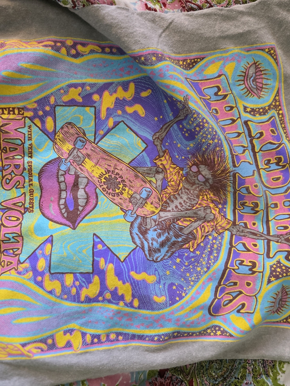 Upcycled Red Hot Chili Peppers Graphic Pullover with Floral Sleeves - Picture 4 of 4